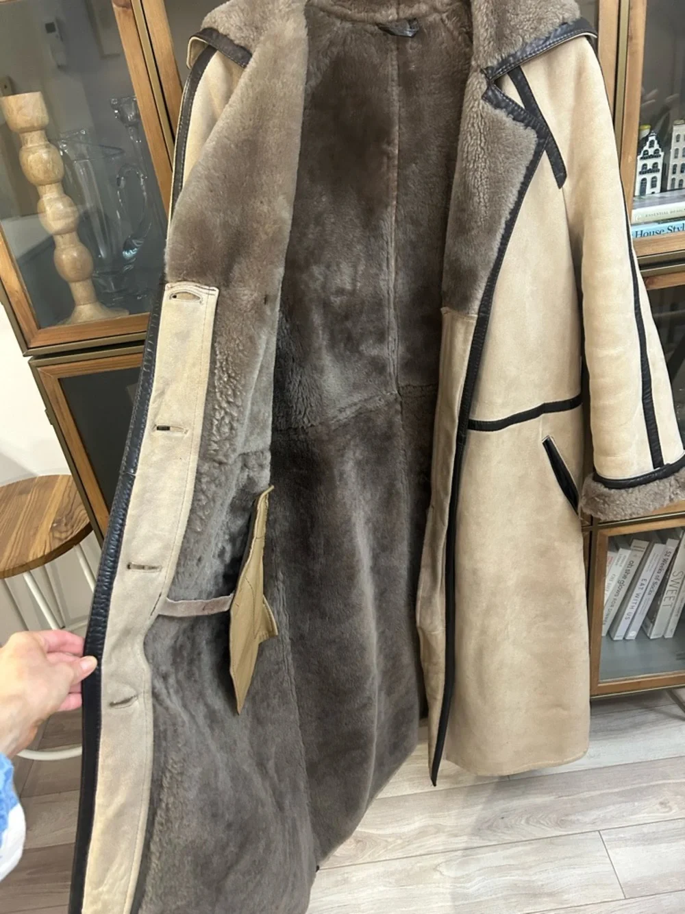 Vintage Genuine Leather Sheepskin Long Coat - Picture 14 of 16
